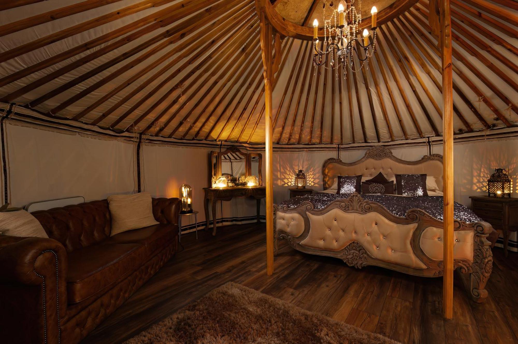 Lincoln Yurts Hotel Ngoại thất bức ảnh
