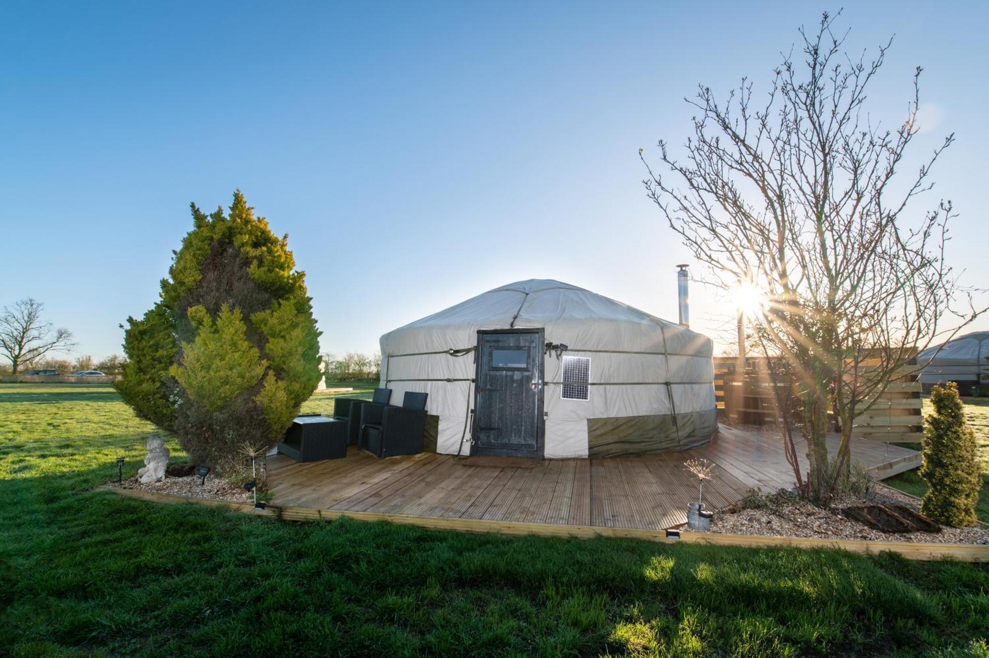 Lincoln Yurts Hotel Ngoại thất bức ảnh