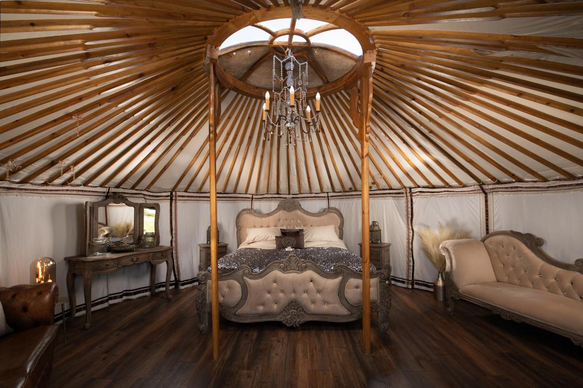 Lincoln Yurts Hotel Ngoại thất bức ảnh
