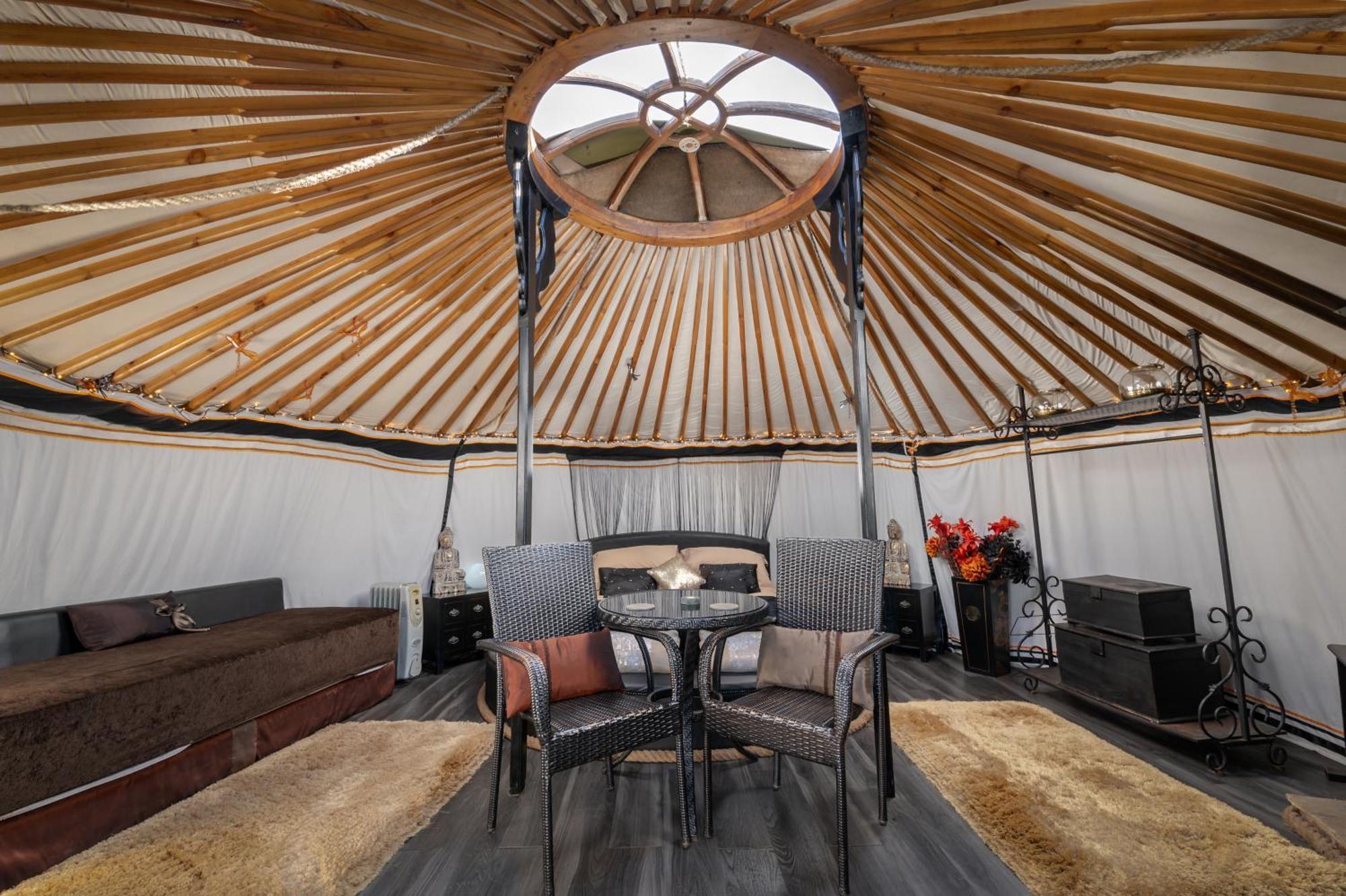 Lincoln Yurts Hotel Ngoại thất bức ảnh